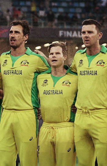 Pakistan Thrashed by Australia